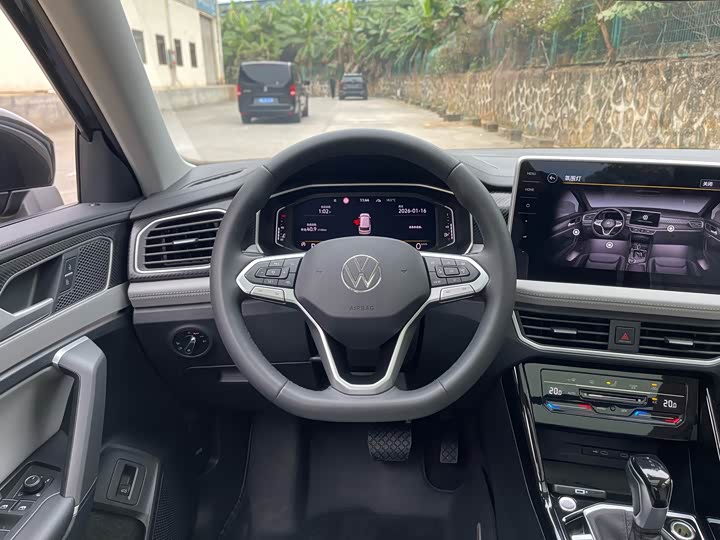 Фото 8 - Volkswagen Tayron