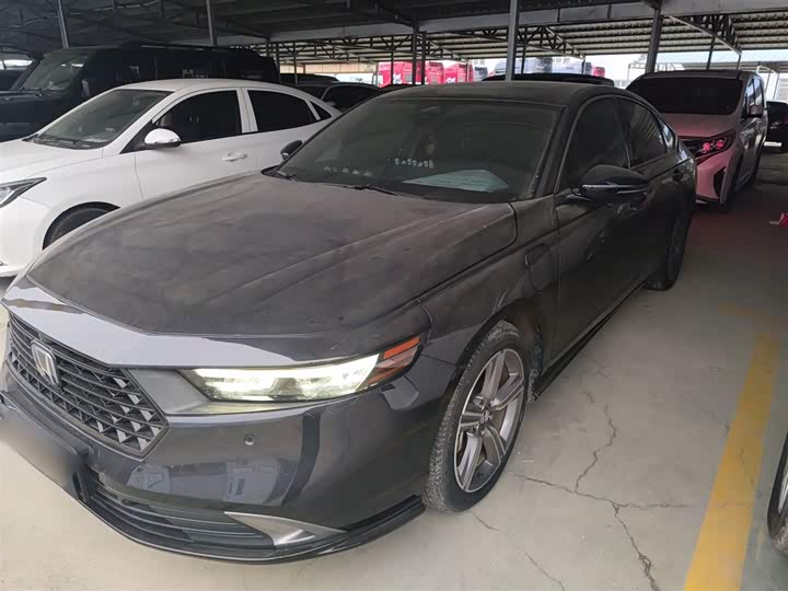 Фото 1 - Honda Accord Hybrid