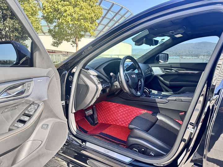 Фото 4 - Cadillac CT5