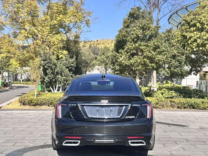 Фото 8 - Cadillac CT5