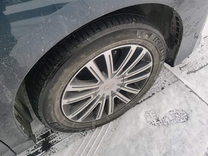 Фото 6 - GAC Trumpchi M8