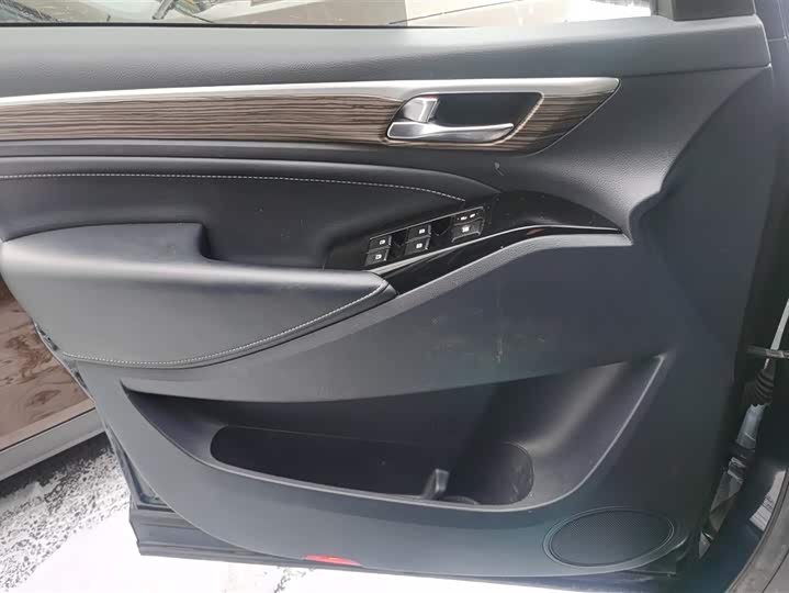 Фото 7 - GAC Trumpchi M8