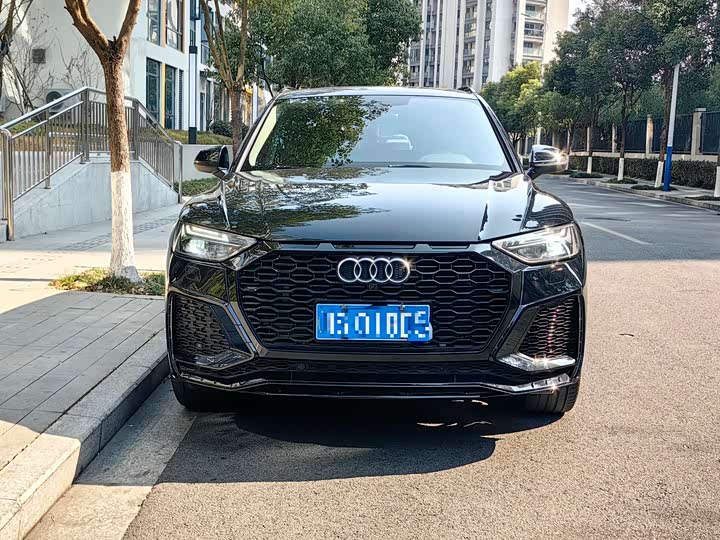 Фото 2 - Audi Q5L
