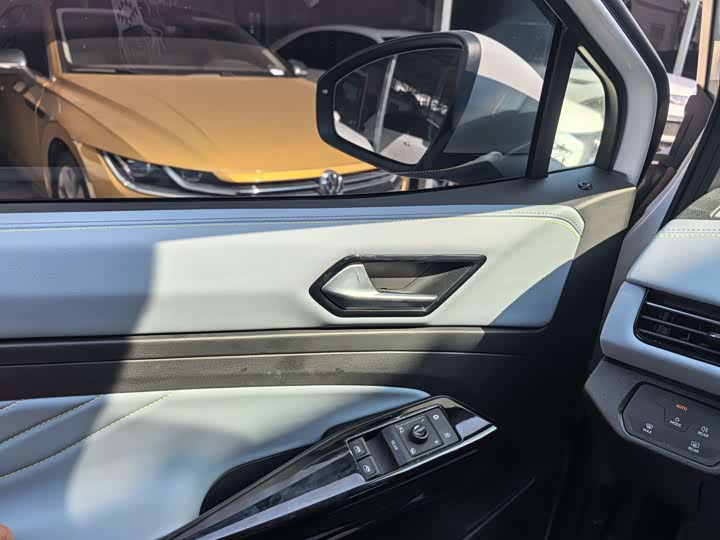 Фото 7 - Volkswagen ID.4 X