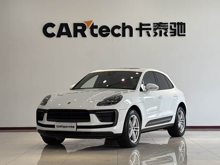 Фото 1 - Porsche Macan