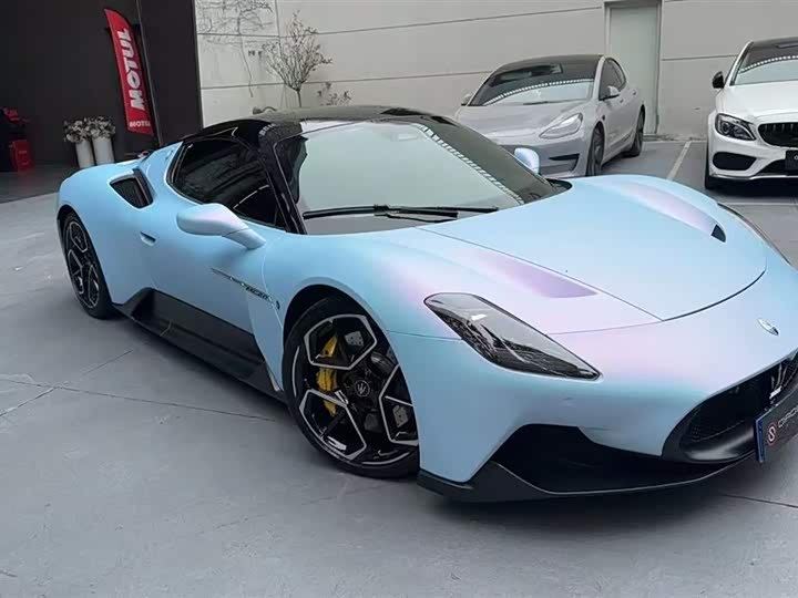 Фото 2 - Maserati MC20