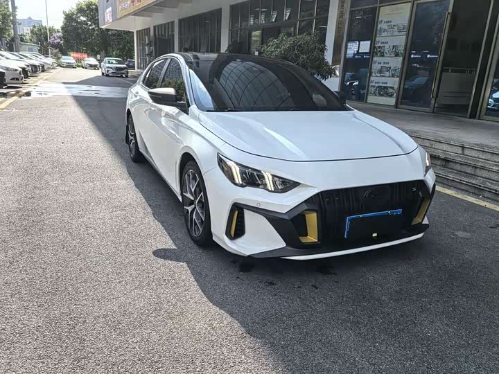 Фото 3 - GAC Trumpchi Empow R