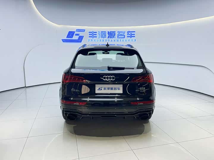 Фото 5 - Audi Q5L