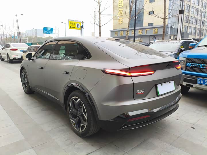 Фото 7 - Nio Onvo L60