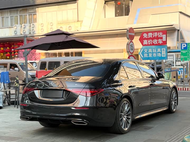 Фото 9 - Mercedes-Benz S-Class