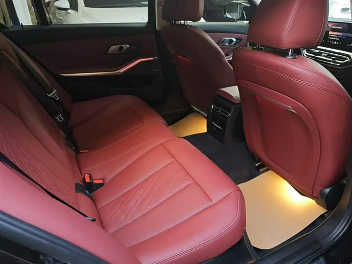 Фото 6 - BMW 3 Series