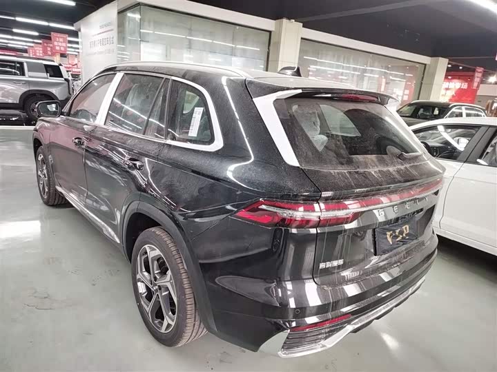 Фото 5 - Geely Monjaro