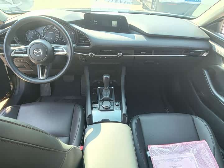 Фото 5 - Mazda 3 (Axela)