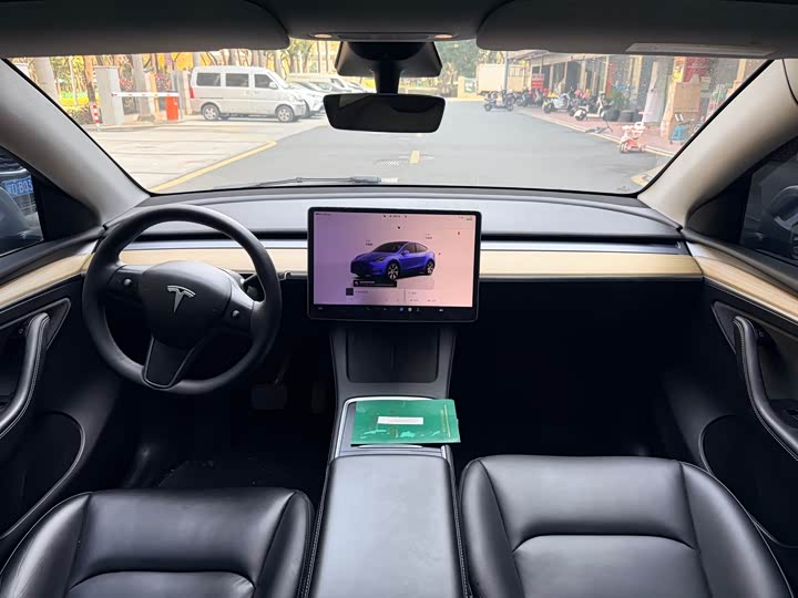 Фото 9 - Tesla Model Y