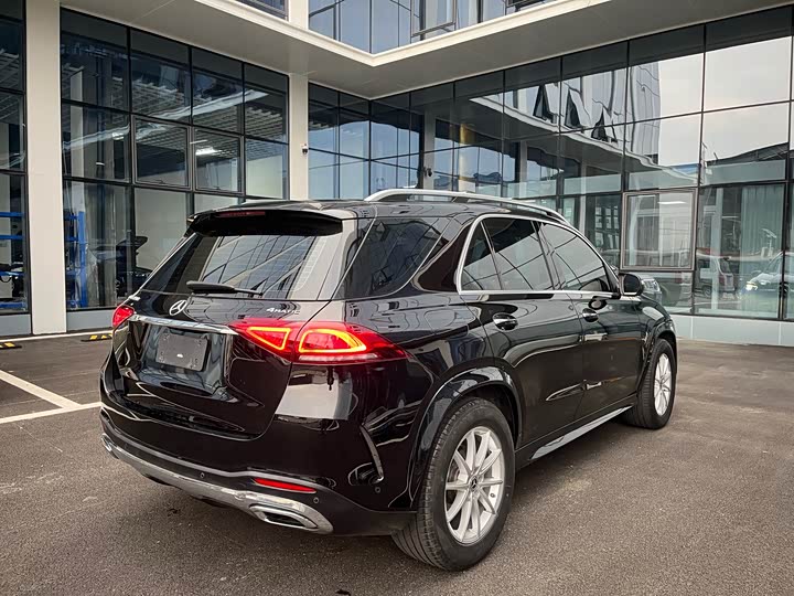 Фото 9 - Mercedes-Benz GLE-Class