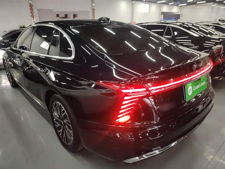 Фото 5 - Hongqi H5