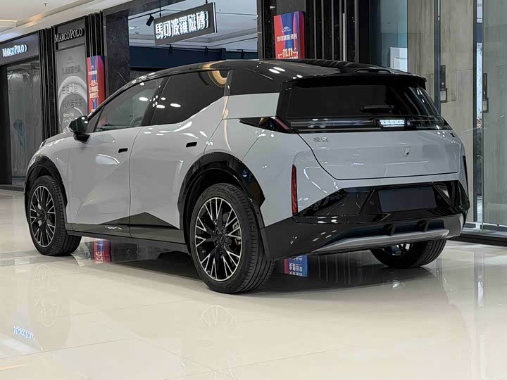 Фото 4 - Zeekr X