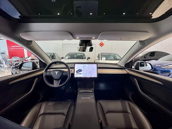 Фото 4 - Tesla Model Y