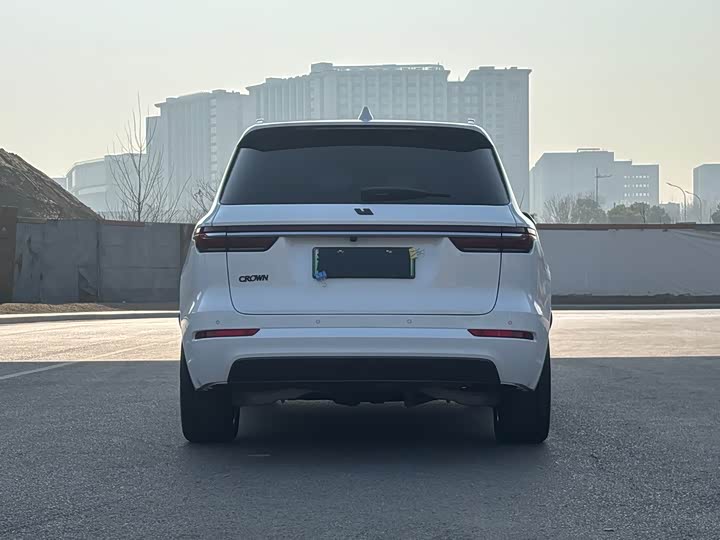 Фото 6 - LiXiang One