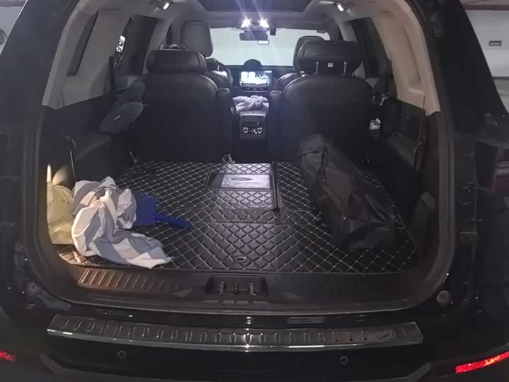 Фото 4 - Ford Equator