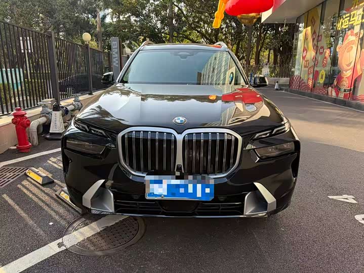 Фото 2 - BMW X7