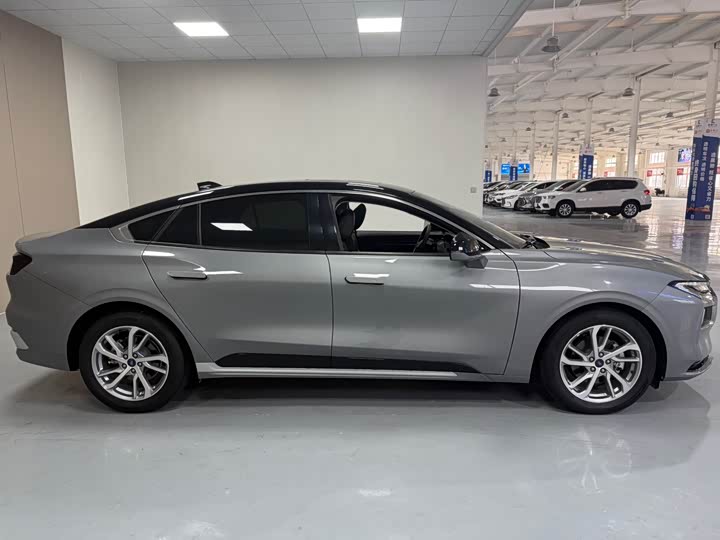 Фото 8 - Ford Mondeo