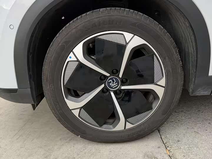 Фото 3 - BYD Yuan Plus