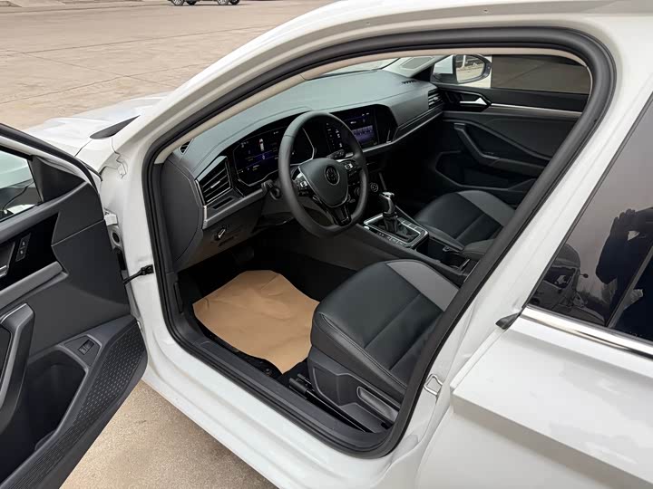 Фото 4 - Volkswagen Sagitar L