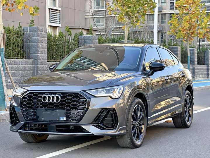 Фото 1 - Audi Q3 Sportback