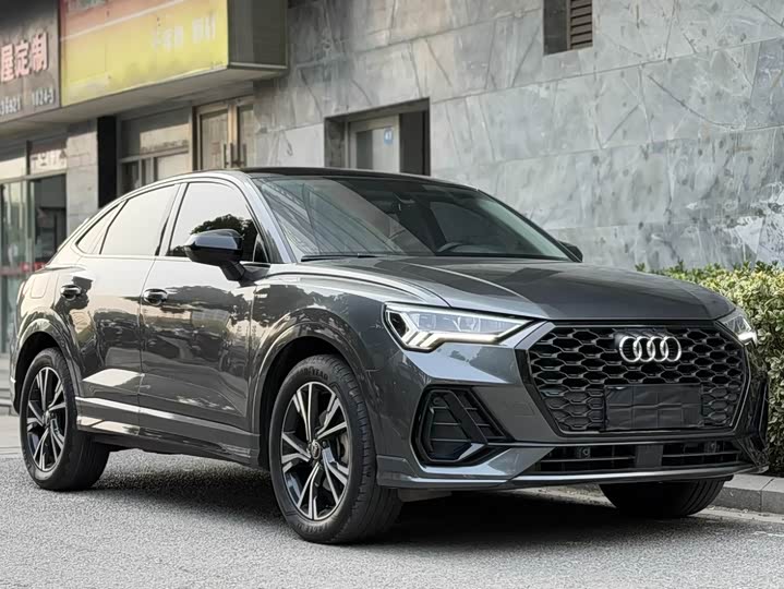 Фото 4 - Audi Q3 Sportback