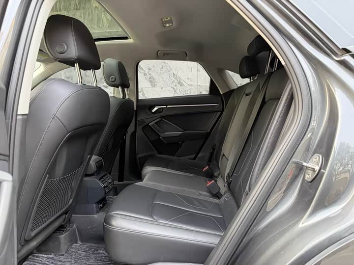 Фото 6 - Audi Q3 Sportback