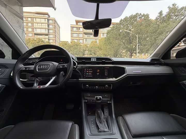 Фото 7 - Audi Q3 Sportback