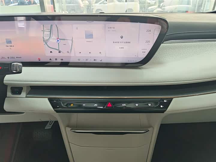 Фото 9 - Buick GL8 Hybrid