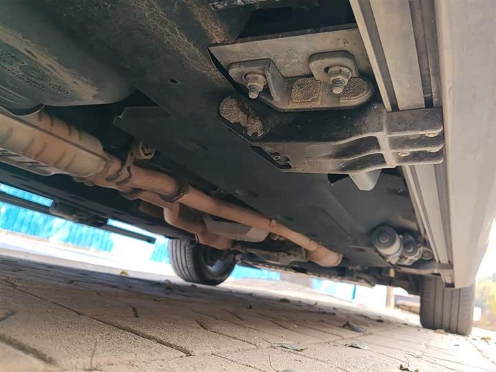 Фото 4 - Hongqi HS7