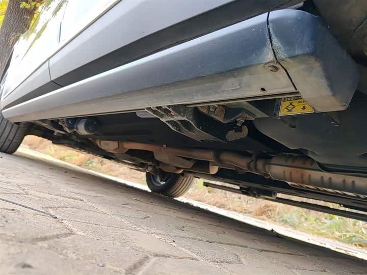 Фото 6 - Hongqi HS7