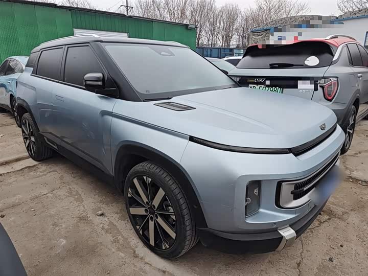 Фото 4 - Geely Icon