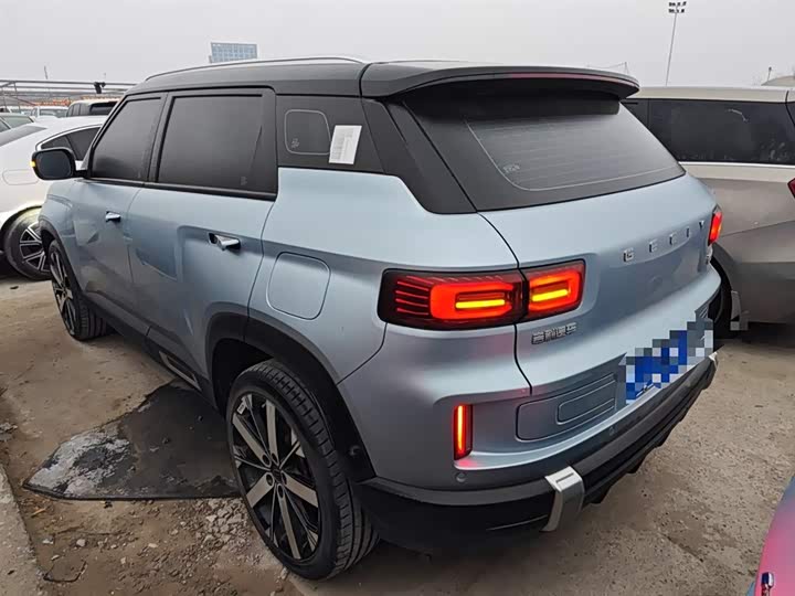 Фото 5 - Geely Icon