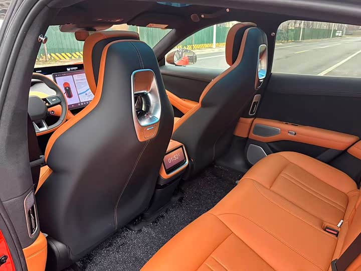 Фото 5 - Xiaomi YU7