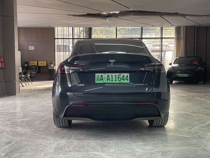 Фото 5 - Tesla Model Y