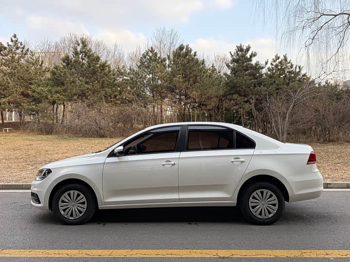 Фото 3 - Volkswagen Santana