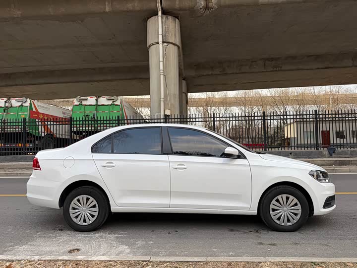 Фото 4 - Volkswagen Santana