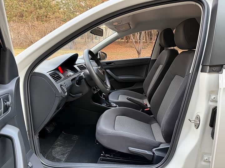 Фото 7 - Volkswagen Santana