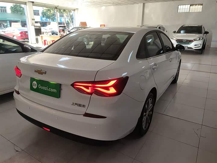 Фото 7 - Chevrolet Monza