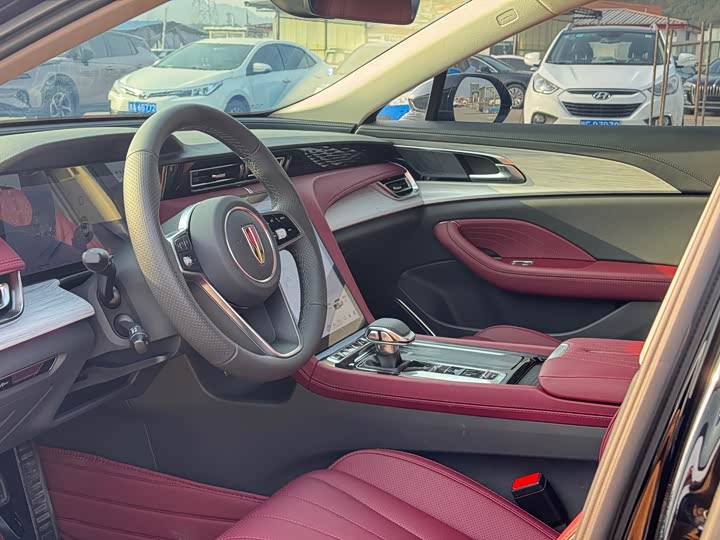 Фото 7 - Hongqi H5