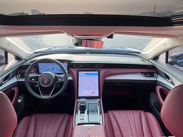 Фото 8 - Hongqi H5