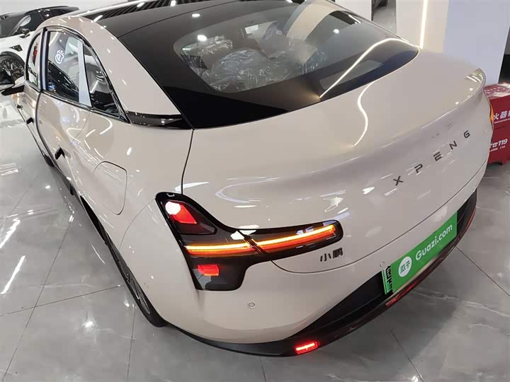 Фото 5 - XPeng Mona M03