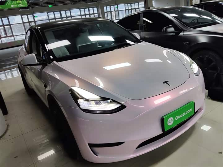 Фото 4 - Tesla Model Y