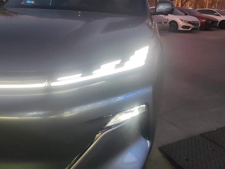 Фото 5 - Geely Galaxy Starship 7