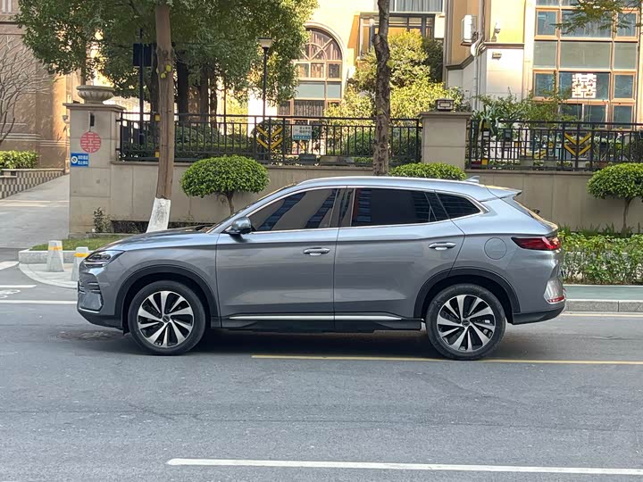 Фото 7 - BYD Song Plus Hybrid/EV