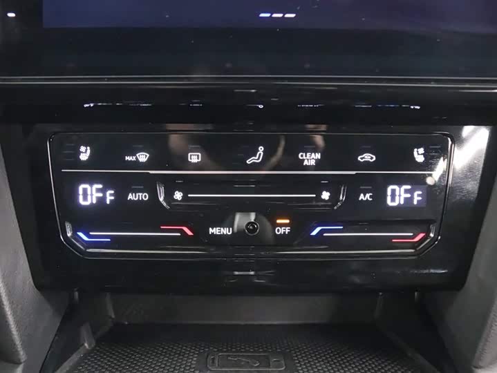 Фото 9 - Volkswagen CC